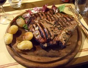 Bistecca alla fiorentina}}