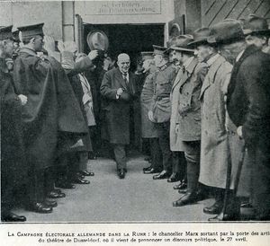 선거 유세 중인 마르크스