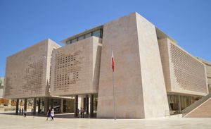 렌조 피아노가 설계한 의회 의사당