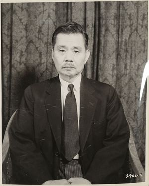 A급 전범으로 스가모 형무소에 출두한 가야 오키노리