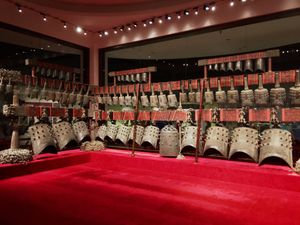 증후을 묘의 웅장한 변종, 기원전 5세기경, 후베이성