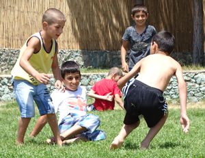 아르메니아인 소년들의 놀이