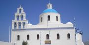 산토리니섬에 있는 그리스 정교회 성당.