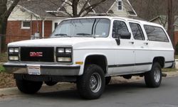 GMC 서버번(7세대) 정측면