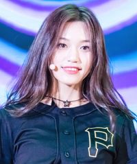 2016년 4월 29일 롯데월드 청춘페스티벌에서 김도연