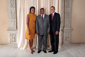 투아데라 대통령과 미국의 오바마 대통령 부부