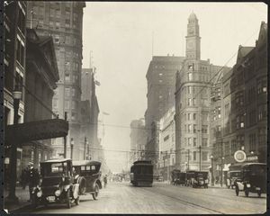 1918년 히콕 빌딩이 있는 유클리드 애비뉴와 이스트 9번가