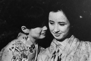 가가 마리코 야치구사 카오루