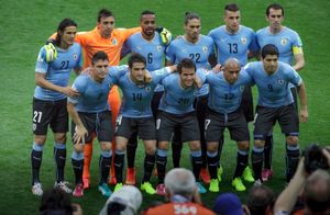 2014년 FIFA 월드컵 당시 팀 사진 촬영 중인 히메네스(위쪽 줄, 오른쪽에서 두 번째)