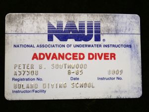1985년 NAUI 어드밴스드 다이버 자격증 카드