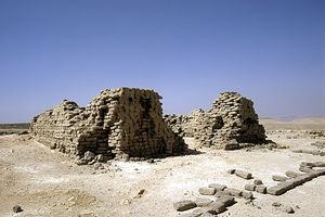 서쪽 테베의 토트 언덕에 있는 멘투호테프 3세의 신전