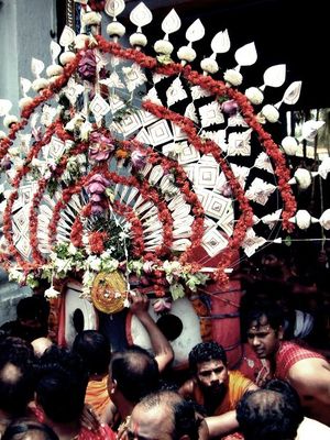 푸리의 율차야트라 중 파한디 비제