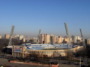 1928년부터 2008년까지 디나모의 홈 구장이었던 역사적인 디나모 스타디움의 모습. 2011년 새로운 경기장 건설을 위해 철거되었으며, 현재는 VTB 아레나로 알려져 있다.