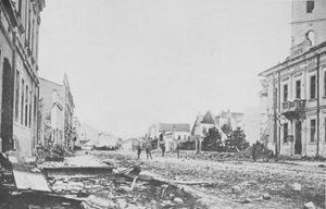 샤바츠는 사바 강에 위치해 있었는데, 당시 오스트리아-헝가리와의 세르비아 북부 국경이었으며, 1914년 오스트리아-헝가리군의 폭격과 시가전으로 심하게 파괴되었다.