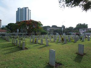 탄자니아 다르에스살람의 우팡가 로드 묘지