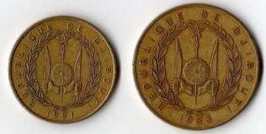 10 프랑과 20 프랑 지부티 프랑, 뒷면 (약 1991년과 1983년).