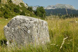 트레스카비차 산에 위치한 유네스코 세계유산 스테차크(Stećak)