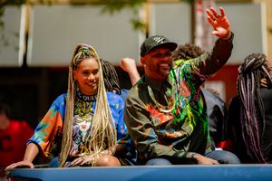 2019년 아내와 함께한 사바시아