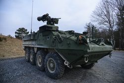 스트라이커에 탑재된 CROWS-J