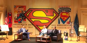 미국 의회 도서관에서 슈퍼맨 80주년 기념 및 액션 코믹스 1000호 발매를 기념하여 댄 유르겐스와 폴 레비츠와 함께 열린 토론회