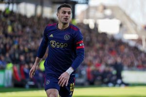 두산 타디치는 고향 클럽 TSC의 유소년 팀에서 성장했다.