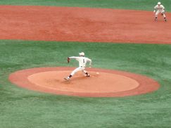 2009년 5월 16일, 진구 구장에서의 메이지대학전 선발 등판