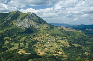 알라라르 산지(Sistema montañoso de Aralar)