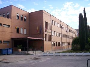 토레호네데아르도스의 중등학교