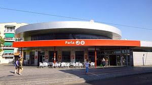 파르라의 통근 열차역