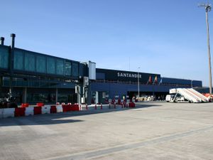 산탄데르 공항(Aeropuerto de Santander)