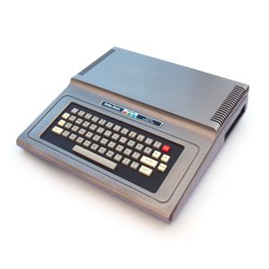 블로우는 어린 시절에 TRS-80 컬러 컴퓨터에서 BASIC으로 프로그래밍하는 법을 배웠다.