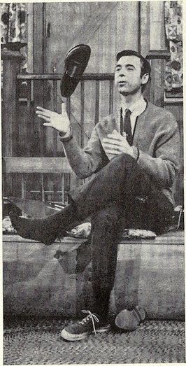 신발을 갈아 신는 로저스