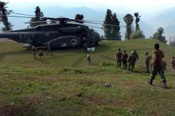 파키스탄군과 미군의 지원 활동