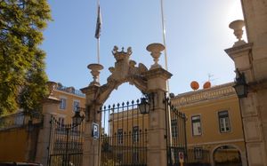 포르투갈어 사용국 공동체(CPLP) 사무국은 포르투갈 리스본에 있는 페나피엘 궁전(Penafiel Palace)에 있다.