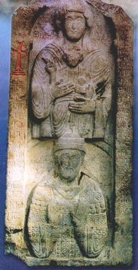 오스키 수도원의 다비트 3세 쿠로팔라테스를 묘사한 조각품