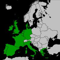 1993년 중반까지 EC 12개 회원국 모두 조약 비준을 완료했으며, 1993년 11월 1일 법적 효력을 발생했다.