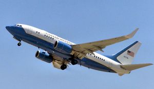 제89공수비행단(89th Airlift Wing)의 C-40B