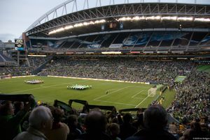 루멘 필드 하부 관중석의 서포터들