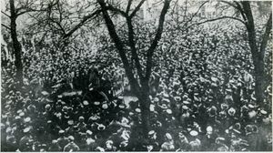 1918년 11월, 포즈난에서 선거를 치르는 폴란드 군인들과 노동자들