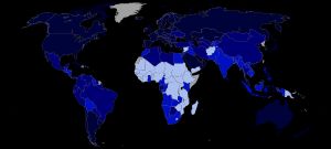 인간개발지수 지도. 어두울수록 지수가 높다. 인간개발지수가 높은 국가는 일반적으로 출산율이 낮은데, 이를 소득-출산율 역설이라고 부른다.