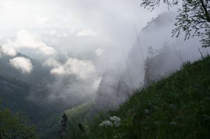 호즈 강 상류, 고유 지역