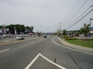 2번 주도(Bald Hill Road)의 Tollgate Road, 크랜스턴 방향 북쪽, 2007년 7월