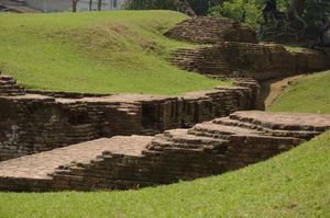 고고학자들은 오늘날 인도의 서벵골주에 있는 찬드라케투가르를 강가리다이의 수도인 갱게의 고대 도시로 여기고 있다.