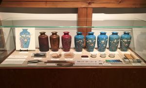 나고야(Nagoya) 안도칠보(Ando Cloisonné Company)의 에나멜 꽃병 제작 과정