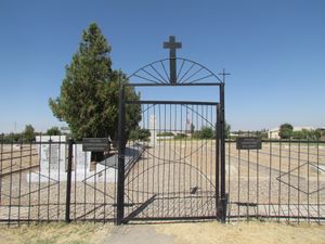 구자르의 폴란드 전쟁 묘지