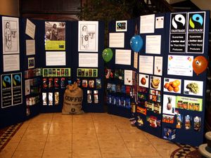 더비셔(Derbyshire) 본부(잉글랜드)의 공정무역 디스플레이.