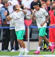 레알 마드리드(Real Madrid)에서의 밀리탕(오른쪽)