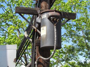 오래된 전력 변압기는 PCB의 주요 원천이다.