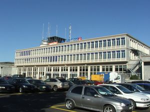 겨울 성수기 동안에만 운영되는 제네바 공항 제2터미널