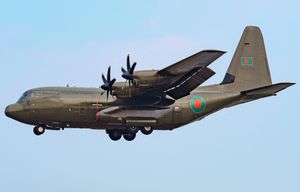  방글라데시 공군 록히드 C-130J 수퍼 허큘리스